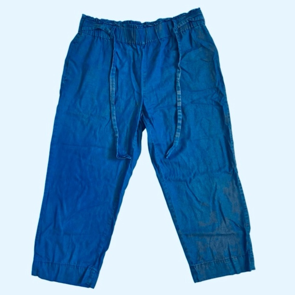 Anne Klein Chambray Blue Light Weight Casual High Water Crop Midi Pants!